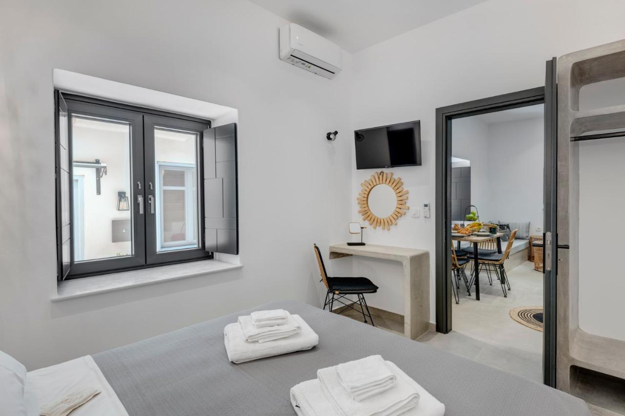 Syrose Suites แอร์มูโปลี ภายนอก รูปภาพ